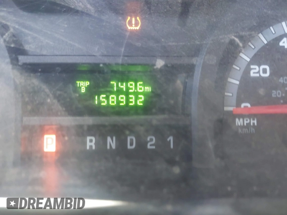 2014 Ford Econoline Cargo Commercial z VIN 1FTNE2EL2EDA81251, wystawiony jako IAAI lot #42326135 z przebiegiem 158 932 mil mil oraz . Historia ofert i sprzedaży dostępna na DreamBid. Obrazek 16.
