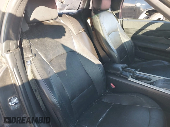2004 BMW Z4 2.5i z VIN 4USBT33544LS51157, wystawiony jako IAAI lot #41343067 z przebiegiem 151 267 mil mil oraz . Historia ofert i sprzedaży dostępna na DreamBid. Obrazek 8.