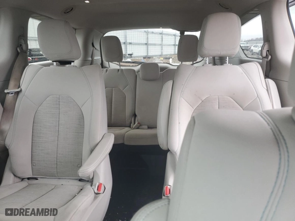 2018 Chrysler Pacifica Hybrid Touring Plus with VIN 2C4RC1H73JR125068, listed as a Copart auction lot 43076025 with 107,816 mi miles and Salvage Title. Bid and sale history available at carsss.com. Image 10.