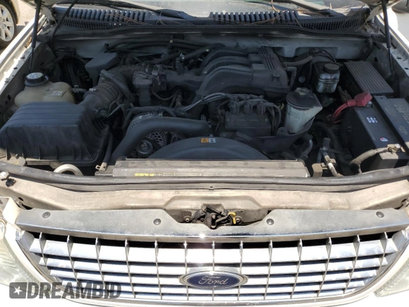 2005 Ford Explorer XLT with VIN 1FMZU63E15UB25770, listed as a Copart auction lot 65514395 with 206,129 mi miles and Clean title. Bid and sale history available at DreamBid. Image 12.