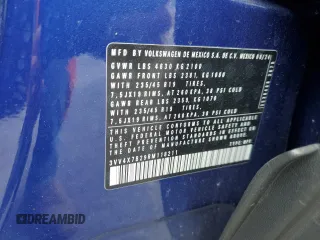 2024 Volkswagen Taos SEL z VIN 3VV4X7B29RM118211, wystawiony jako Copart lot #57760325 z przebiegiem 11 298 mil mil oraz Szkody całkowita. Historia ofert i sprzedaży dostępna na DreamBid. Obrazek 13.