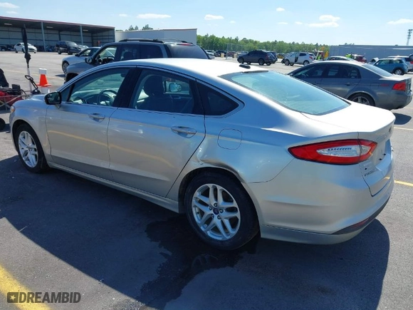 2013 Ford Fusion SE with VIN 3FA6P0HR4DR337047, listed as a IAAI auction lot 41997094 with 195,687 mi miles. Bid and sale history available at carsss.com. Image 3.