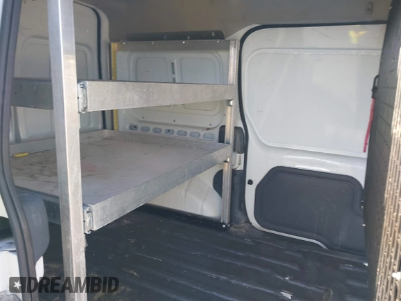 2011 Ford Transit Connect XL с VIN NM0LS7AN1BT059485, выставлен на аукционе IAAI как лот 41132628 с пробегом 90 229 миль миль и . История ставок и продаж доступна на DreamBid. Изображение 8.