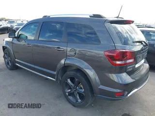 2018 Dodge Journey Crossroad z VIN 3C4PDCGBXJT473775, wystawiony jako IAAI lot #41740081 z przebiegiem 98 286 mil mil oraz . Historia ofert i sprzedaży dostępna na DreamBid. Obrazek 3.
