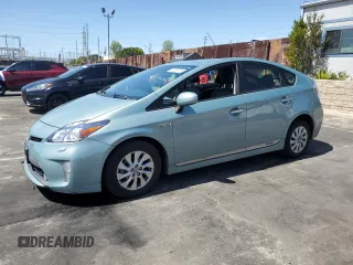 2012 Toyota Prius with VIN JTDKN3DP6C3008187, listed as a Copart auction lot 50958975 with 196,857 mi miles and Salvage Title. Bid and sale history available at DreamBid. Image 1.