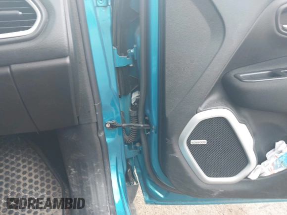 2021 Jeep Renegade Latitude with VIN ZACNJDBB2MPM72609, listed as a IAAI auction lot 42116070 with 58,036 mi miles and . Bid and sale history available at DreamBid. Image 19.