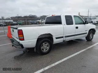 2002 Chevrolet Silverado 1500 LS with VIN 2GCEC19W421401620, listed as a IAAI auction lot 41228732 with 144,389 mi miles. Bid and sale history available at carsss.com. Image 4.