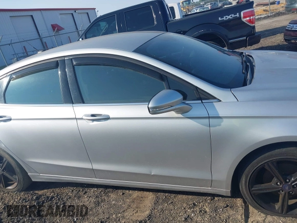 2016 Ford Fusion SE with VIN 3FA6P0HD0GR298790, listed as a IAAI auction lot 42394183 with 180,570 mi miles and . Bid and sale history available at DreamBid. Image 13.