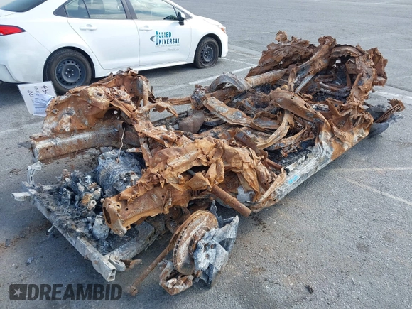 2024 Volvo XC40 Plus z VIN YV4ER3XL4R2263975, wystawiony jako IAAI lot #42098379 z przebiegiem Nie podano mil oraz . Historia ofert i sprzedaży dostępna na DreamBid. Obrazek 6.