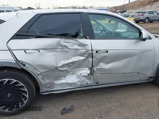 2024 Hyundai Ioniq 5 Limited z VIN KM8KRDDF0RU285367, wystawiony jako IAAI lot #41779126 z przebiegiem 3 567 mil mil oraz . Historia ofert i sprzedaży dostępna na DreamBid. Obrazek 6.