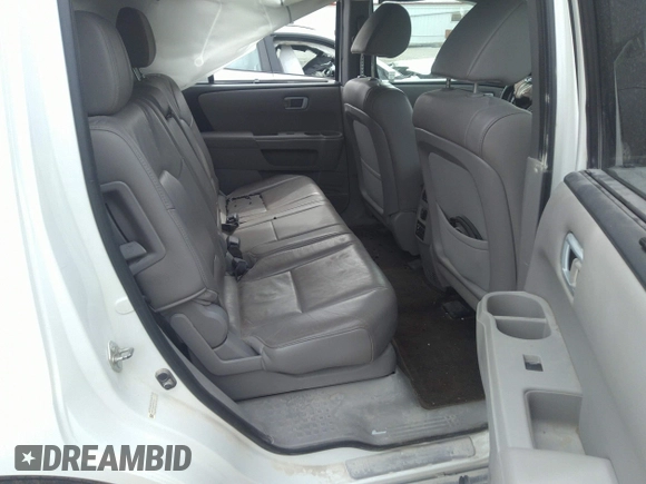 2015 Honda Pilot Touring with VIN 5FNYF4H9XFB047607, listed as a IAAI auction lot 41781534 with 157,252 mi miles. Bid and sale history available at carsss.com. Image 8.
