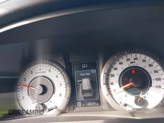 2016 Toyota Sienna SE с VIN 5TDXK3DC1GS714094, выставлен на аукционе IAAI как лот 41528860 с пробегом 140 639 миль миль и . История ставок и продаж доступна на DreamBid. Изображение 15.