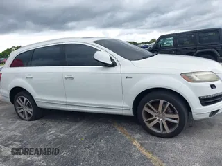 2014 Audi Q7 Premium Plus with VIN WA1LGAFE2ED018513, listed as a IAAI auction lot 42815204 with 121,094 mi miles and . Bid and sale history available at DreamBid. Image 12.