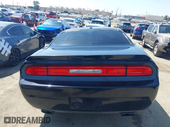 2014 Dodge Challenger R/T with VIN 2C3CDYBT8EH280622, listed as a IAAI auction lot 41973994 with 86,983 mi miles and . Bid and sale history available at DreamBid. Image 17.