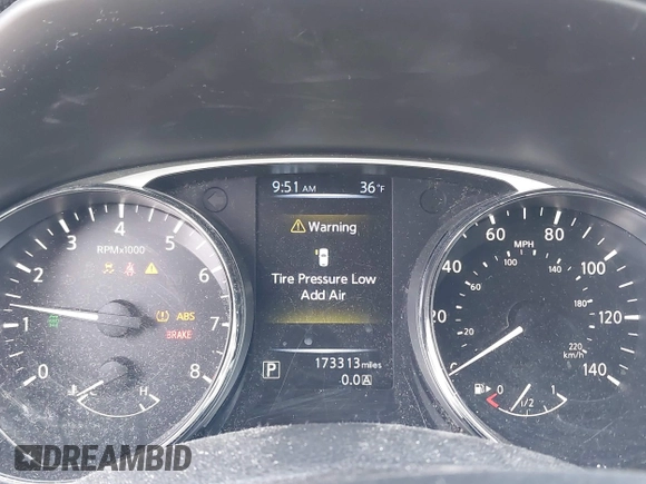 2014 Nissan Rogue S with VIN 5N1AT2MV9EC765058, listed as a IAAI auction lot 41913509 with 173,313 mi miles. Bid and sale history available at carsss.com. Image 7.
