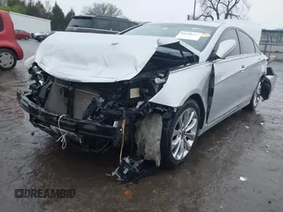 2013 Hyundai Sonata Limited with VIN 5NPEC4AC2DH714833, listed as a IAAI auction lot 41930367 with 157,205 mi miles and . Bid and sale history available at carsss.com. Image 18.