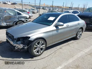 2019 Mercedes-Benz C 300 с VIN 55SWF8EB4KU314142, выставлен на аукционе IAAI как лот 41999022 с пробегом 47 150 миль миль и . История ставок и продаж доступна на DreamBid. Изображение 19.
