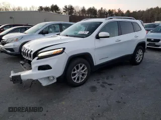 2017 Jeep Cherokee Latitude with VIN 1C4PJMCB4HW544588, listed as a Copart auction lot 87879825 with 150,290 mi miles and Salvage Title. Bid and sale history available at DreamBid. Image 1.