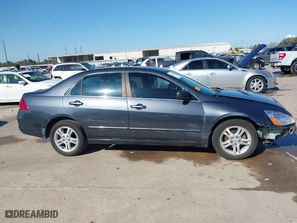 2007 Honda Accord Sdn LX SE with VIN 1HGCM56317A195970, listed as a IAAI auction lot 41767424 with 224,670 mi miles. Bid and sale history available at carsss.com. Image 13.