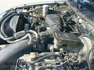 1996 Chevrolet Blazer with VIN 1GNCS13W7T2105518, listed as a IAAI auction lot 43140584 with 211,245 mi miles and . Bid and sale history available at DreamBid. Image 13.