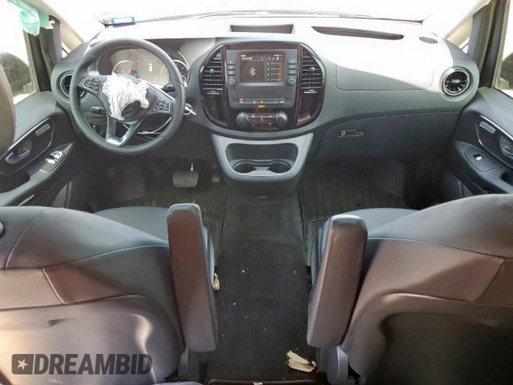 2023 Mercedes-Benz Metris с VIN W1WV0FEY6P4312984, выставлен на аукционе Copart как лот 61163905 с пробегом 8 092 миль миль и Списание • Salvage title. История ставок и продаж доступна на DreamBid. Изображение 8.