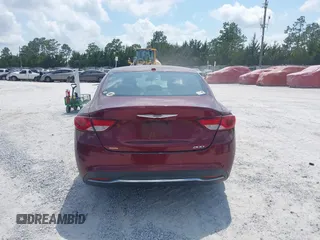 2015 Chrysler 200 Limited z VIN 1C3CCCAB3FN687402, wystawiony jako IAAI lot #42269561 z przebiegiem 178 372 mil mil oraz . Historia ofert i sprzedaży dostępna na DreamBid. Obrazek 16.