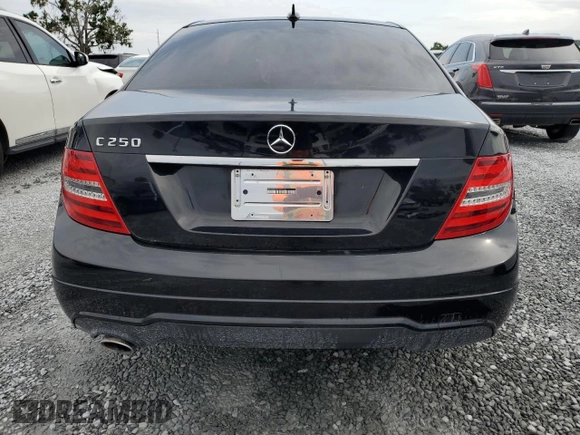 2012 Mercedes-Benz C 250 Sport z VIN WDDGF4HB5CA728489, wystawiony jako Copart lot #58992745 z przebiegiem 29 300 mil mil oraz Szkoda całkowita • Salvage title. Historia ofert i sprzedaży dostępna na DreamBid. Obrazek 6.