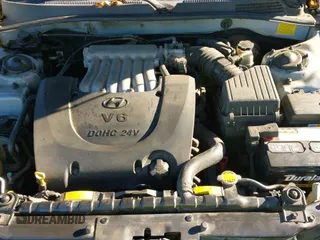 2005 Hyundai Sonata GLS z VIN KMHWF35H05A107037, wystawiony jako IAAI lot #43441966 z przebiegiem 135 194 mil mil oraz . Historia ofert i sprzedaży dostępna na DreamBid. Obrazek 19.