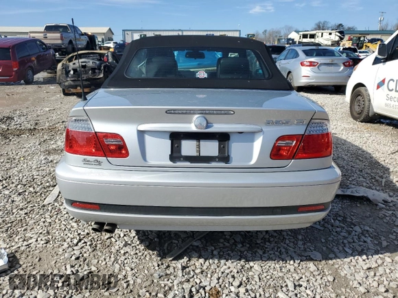2006 BMW 3 Series 325Ci with VIN WBABW33446PX88432, listed as a Copart auction lot 44677295 with 137,582 mi miles and Salvage Title. Bid and sale history available at carsss.com. Image 6.