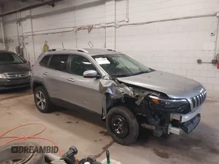 2019 Jeep Cherokee Limited with VIN 1C4PJMDN5KD246529, listed as a IAAI auction lot 42110296 with 51,438 mi miles and . Bid and sale history available at DreamBid. Image 1.