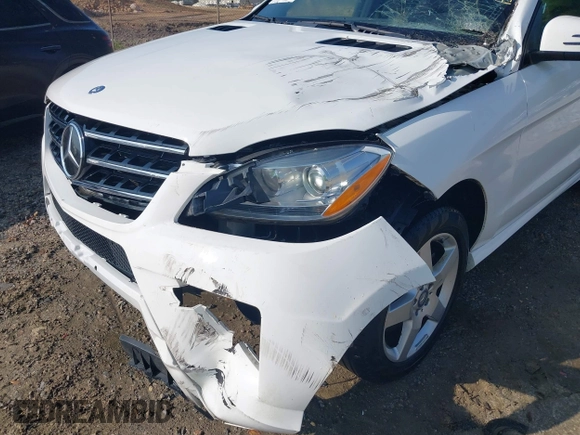 2015 Mercedes-Benz M 350 with VIN 4JGDA5HB8FA555696, listed as a IAAI auction lot 42156465 with 92,660 mi miles and . Bid and sale history available at DreamBid. Image 6.
