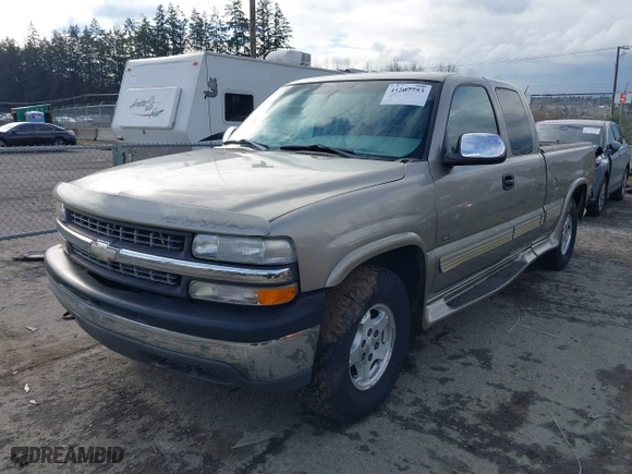 2001 Chevrolet Silverado 1500 LT with VIN 1GCEK19T61Z103505, listed as a IAAI auction lot 41507753 with 161,880 mi miles. Bid and sale history available at carsss.com. Image 2.