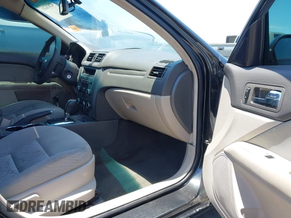 2010 Ford Fusion SE с VIN 3FAHP0HA2AR234711, выставлен на аукционе IAAI как лот 42616491 с пробегом 180 660 миль миль и . История ставок и продаж доступна на DreamBid. Изображение 5.