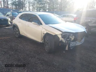 2019 Lexus UX with VIN JTHU9JBHXK2019435, listed as a IAAI auction lot 41404753 with 75,751 mi miles. Bid and sale history available at carsss.com. Image 1.
