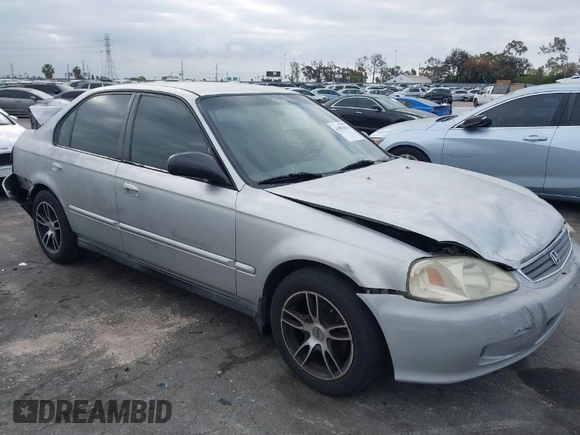 2000 Honda Civic VP with VIN 2HGEJ6616YH578067, listed as a IAAI auction lot 41893676 with 142,807 mi miles. Bid and sale history available at carsss.com. Image 1.