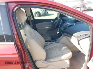 2016 Ford Escape SE z VIN 1FMCU0G79GUB36498, wystawiony jako IAAI lot #42216144 z przebiegiem 179 230 mil mil oraz . Historia ofert i sprzedaży dostępna na DreamBid. Obrazek 5.
