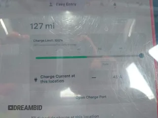 2018 Tesla Model 3 Long Range Battery z VIN 5YJ3E1EA2JF039262, wystawiony jako IAAI lot #42463443 z przebiegiem 77 482 mil mil oraz . Historia ofert i sprzedaży dostępna na DreamBid. Obrazek 18.
