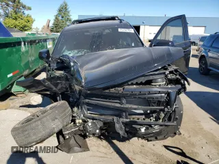 2024 Cadillac Escalade 4WD Sport with VIN 1GYS4FKL6RR260591, listed as a Copart auction lot 75762764 with 4,420 mi miles and Salvage title. Bid and sale history available at DreamBid. Image 5.