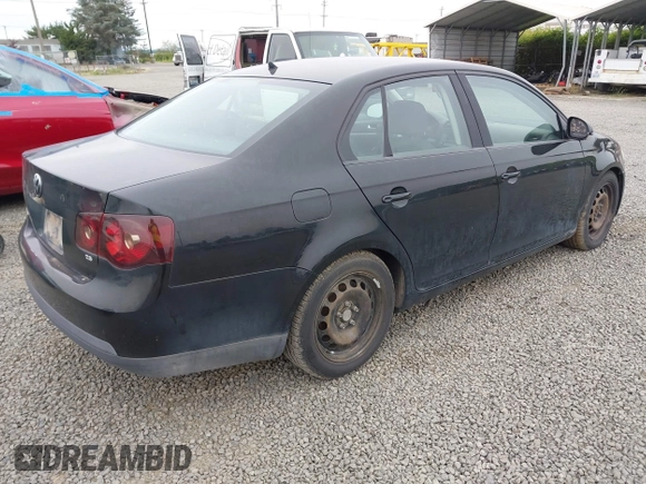 2008 Volkswagen Jetta S with VIN 3VWJZ71K48M013469, listed as a IAAI auction lot 42569518 with 111,860 mi miles and . Bid and sale history available at DreamBid. Image 4.