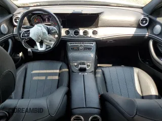 2019 Mercedes-Benz E-Class E 300 with VIN WDDZF4KB8KA532577, listed as a Copart auction lot 63581924 with 111,984 mi miles and Salvage Title. Bid and sale history available at carsss.com. Image 8.