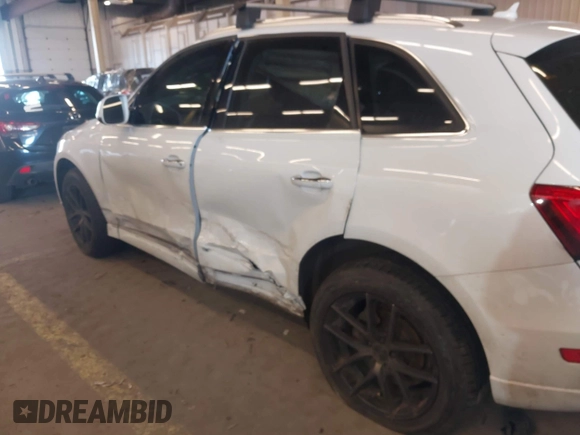 2017 Audi Q5 Premium Plus с VIN WA1L2AFP5HA041712, выставлен на аукционе IAAI как лот 41723990 с пробегом 136 112 миль миль и . История ставок и продаж доступна на DreamBid. Изображение 6.