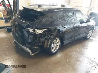 2020 Chevrolet Blazer LT с VIN 3GNKBJRSXLS579127, выставлен на аукционе IAAI как лот 41654108 с пробегом 30 398 миль миль и . История ставок и продаж доступна на DreamBid. Изображение 4.