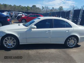 2007 Mercedes-Benz E-Class 3.5L with VIN WDBUF87X57X221918, listed as a IAAI auction lot 41618274 with 176,359 mi miles. Bid and sale history available at carsss.com. Image 14.
