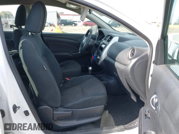 2016 Nissan Versa S Plus with VIN 3N1CN7AP6GL886585, listed as a IAAI auction lot 41411441 with 128,283 mi miles. Bid and sale history available at carsss.com. Image 5.