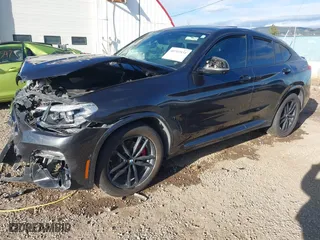 2020 BMW X4 xDrive30i with VIN 5UX2V1C0XL9C12322, listed as a IAAI auction lot 40702831 with 1 mi miles. Bid and sale history available at carsss.com. Image 17.