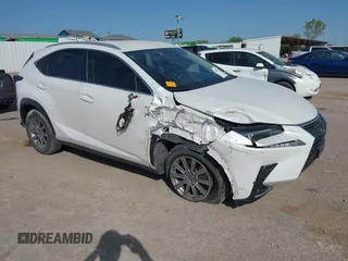 2021 Lexus NX 300 z VIN JTJDARBZ6M5028373, wystawiony jako IAAI lot #42013736 z przebiegiem 22 577 mil mil oraz . Historia ofert i sprzedaży dostępna na DreamBid. Obrazek 1.
