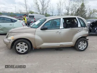 2004 Chrysler PT Cruiser z VIN 3C4FY48B34T267514, wystawiony jako IAAI lot #42123495 z przebiegiem 98 573 mil mil oraz . Historia ofert i sprzedaży dostępna na DreamBid. Obrazek 14.
