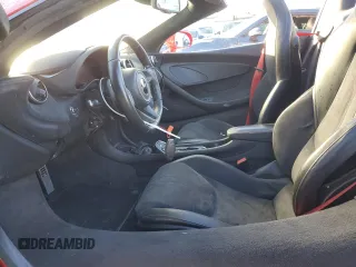 2019 McLaren 570S z VIN SBM13FAA3KW006503, wystawiony jako Copart lot #84487784 z przebiegiem Nie podano mil oraz Szkody całkowita. Historia ofert i sprzedaży dostępna na DreamBid. Obrazek 7.