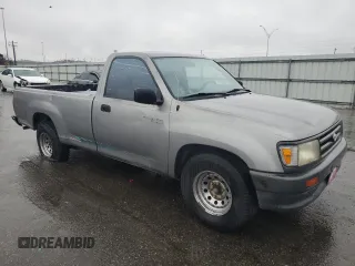 1996 Toyota T100 with VIN JT4JM11D6T0010486, listed as a Copart auction lot 42725615 with 159,832 mi miles and Clean Title. Bid and sale history available at DreamBid. Image 4.