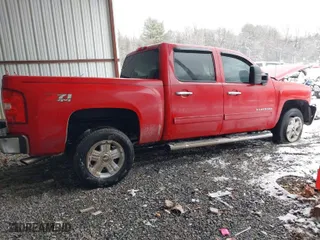 2012 Chevrolet Silverado 1500 LT with VIN 3GCPKSE7XCG237301, listed as a IAAI auction lot 41595958 with 181,857 mi miles. Bid and sale history available at carsss.com. Image 13.